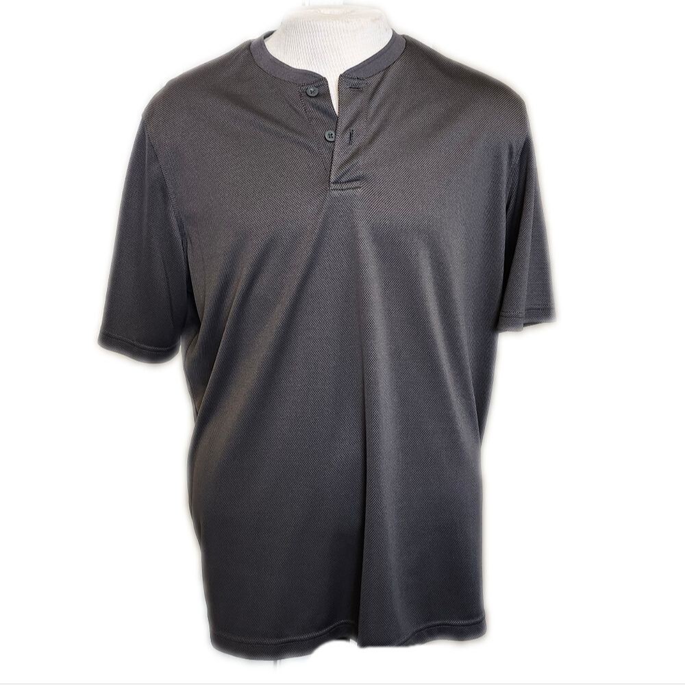 Croft & Barrow Quick Dry men's short sleeve 2-button gray shirt, L